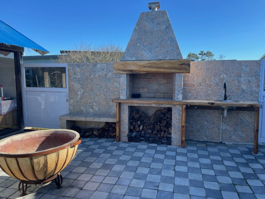 10 Bedroom Property for Sale in Roodefontein AH Western Cape